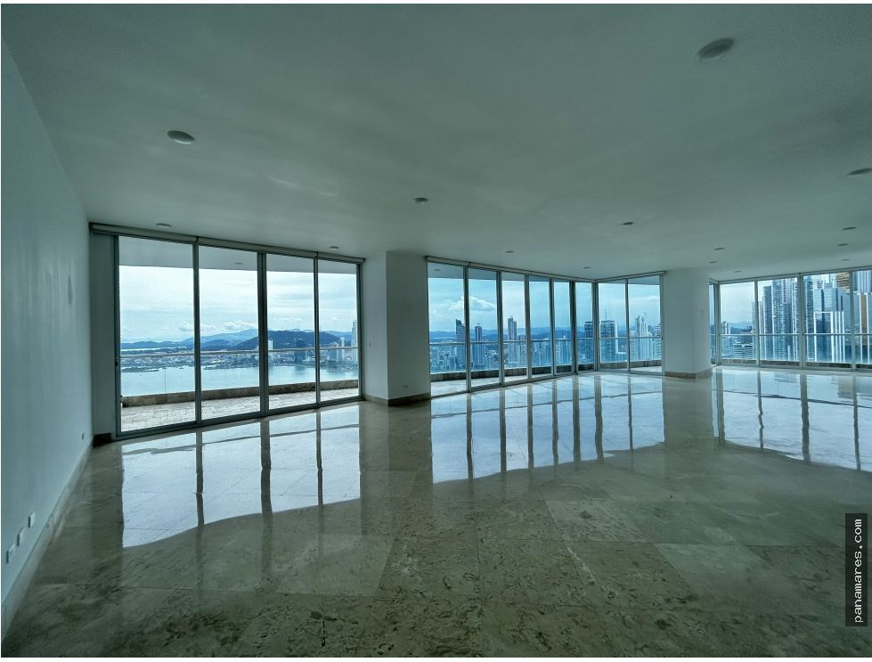 PH The Point - Paitilla - Con Linea Blanca — Penthouse en Alquiler