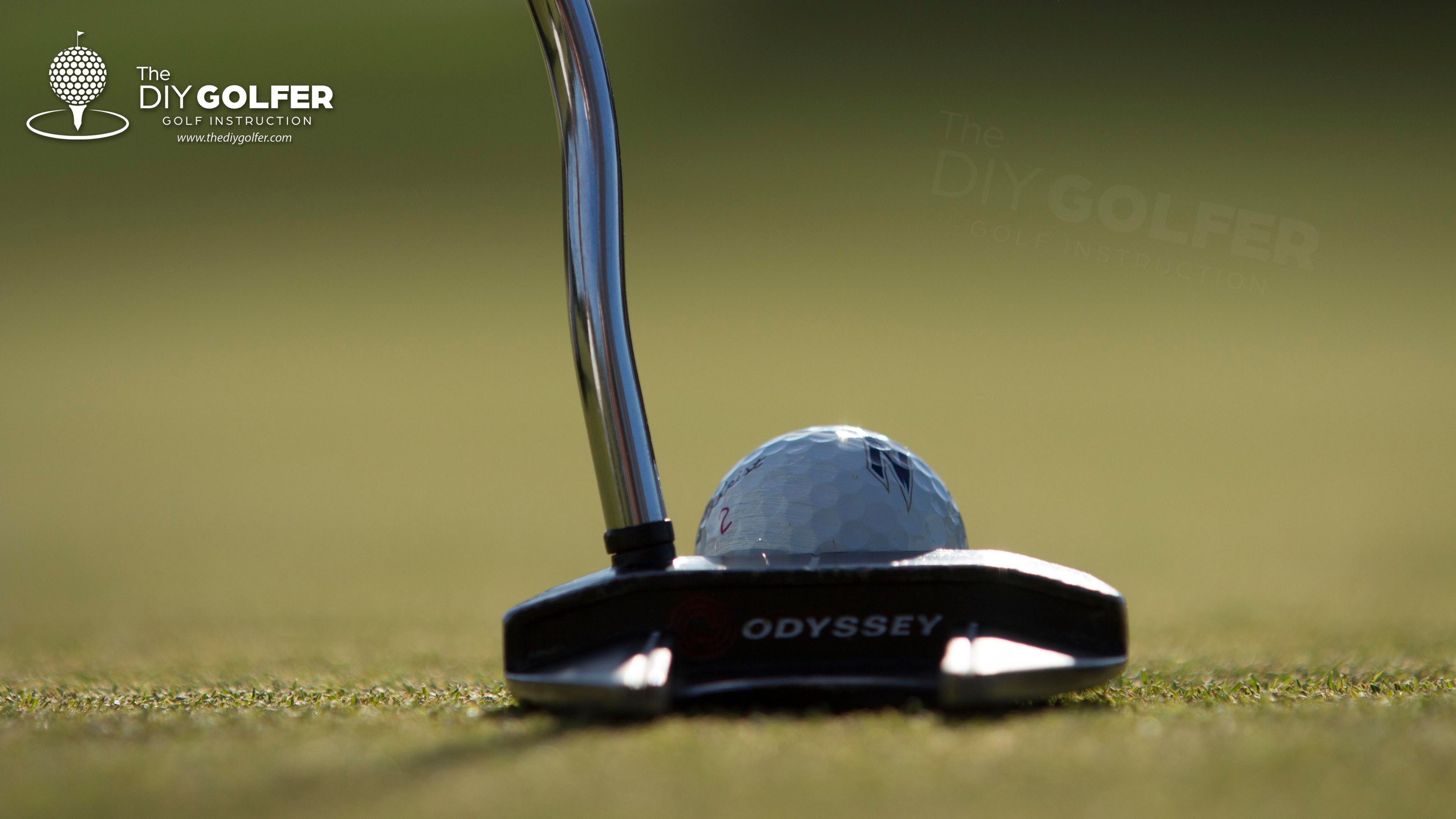 High Definition Golf Putting Photo: Up Close View