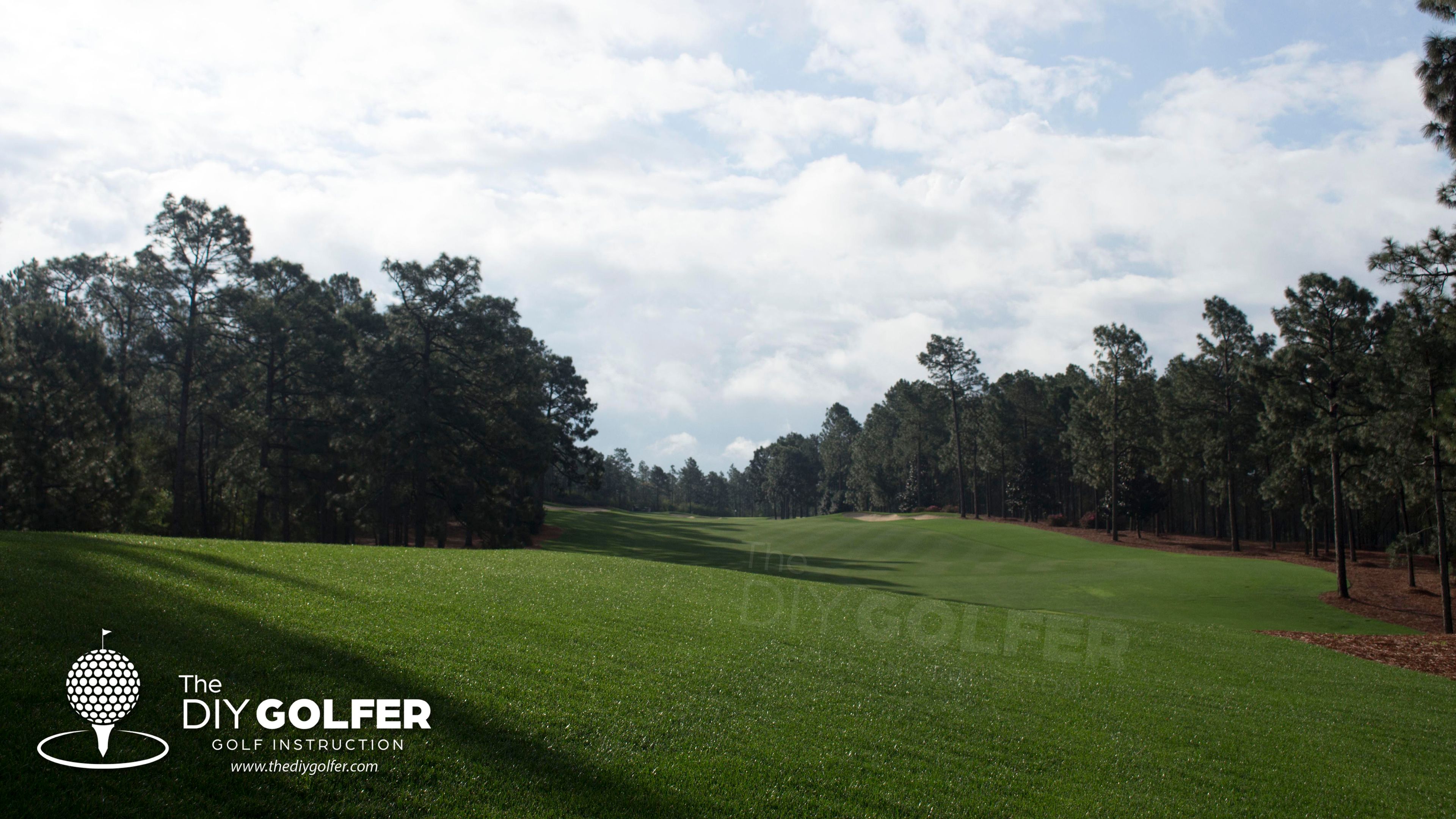 Golf Course Photo: Wide Fairway Par 5