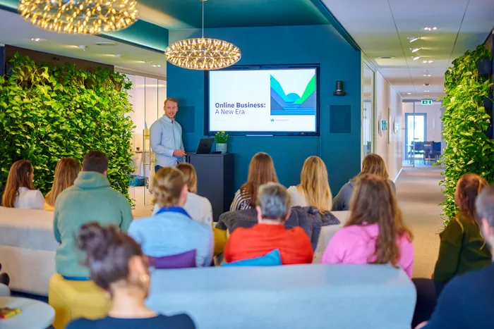 Bygg vår neste generasjons plattform! Hjå Highsoft får du friheit, kule verktøy og ein gjeng techentusiastar med glimt i auga som kollegaer.