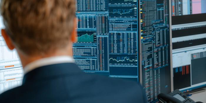 Join a senior Oslo squad ship Angular, .NET & MAUI trading apps with live data and zero-latency polish.