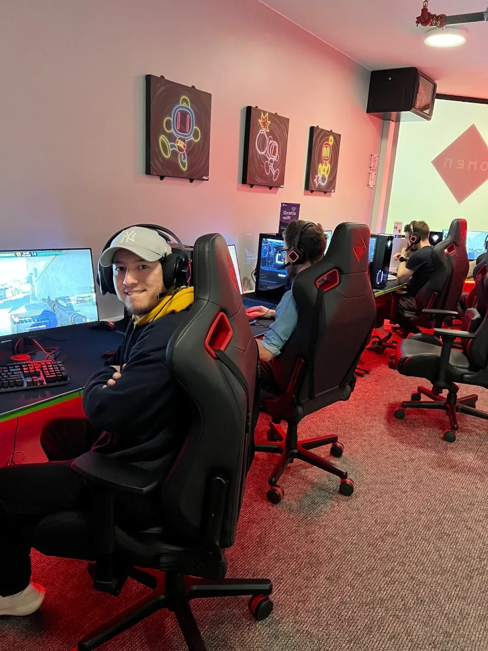 Ved flere av kontorene i landet deltar kolleger på både brettspill- og gaming-kvelder på kontoret, mens esport-gjengen deltar i bedriftsligaen – noe for alle nivåer.