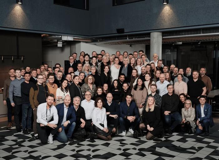 Join us in making healthcare smarter and more secure for hospital staff, healthcare workers and patients!