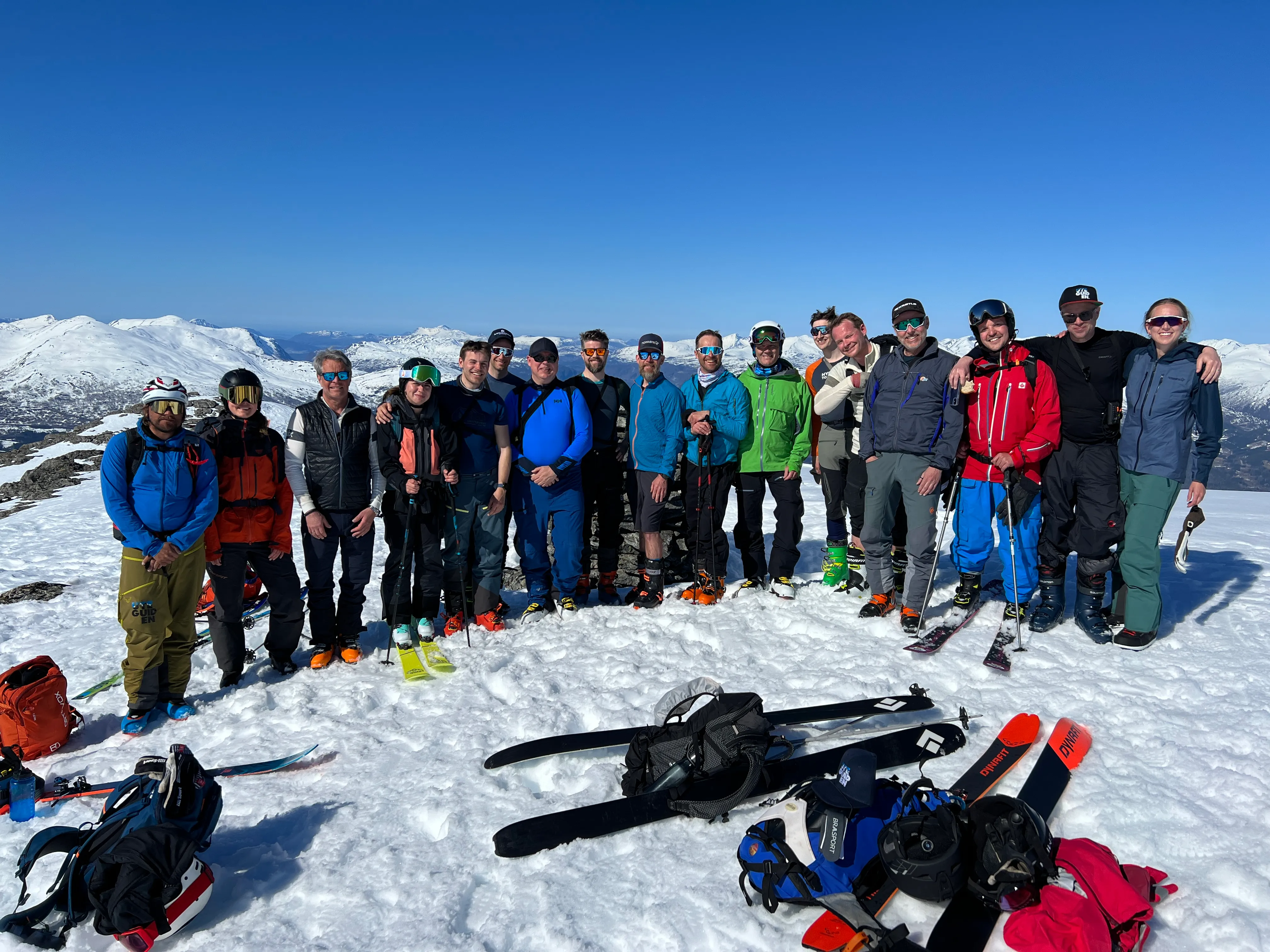 Embriqere på topptur i Stranda