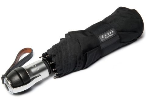 Davek Solo umbrella: compact black folding umbrella
