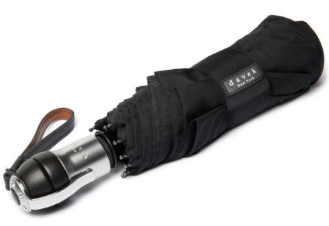 Davek Solo umbrella: compact black folding umbrella