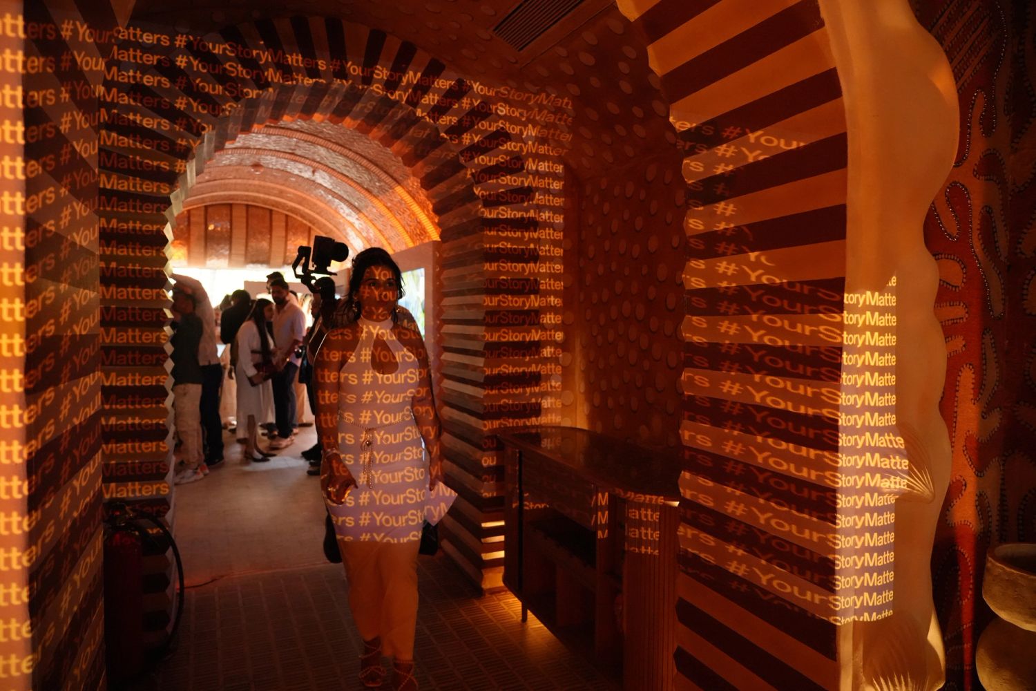 Find X9 At Golden Hour — production still