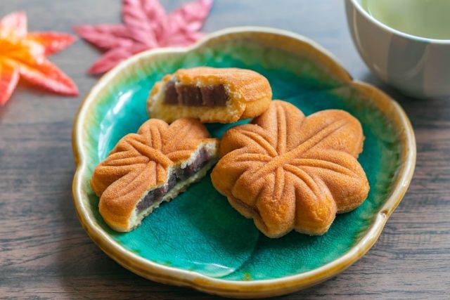 Momiji Manjū specialty food