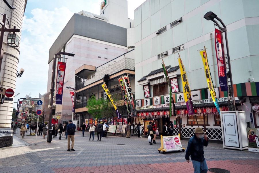 Rokku Broadway