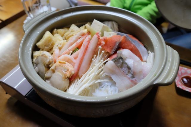 Ishikari Nabe (Salmon Hot Pot)