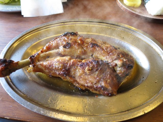 骨付鶏 specialty food