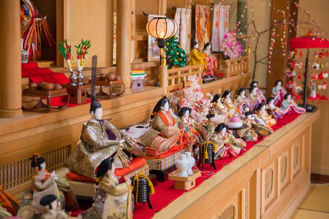 Suruga Hina-gu craft