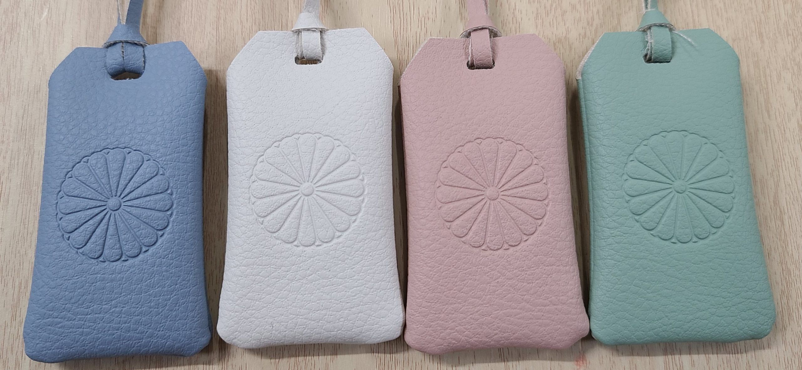 アップルレザーお守り