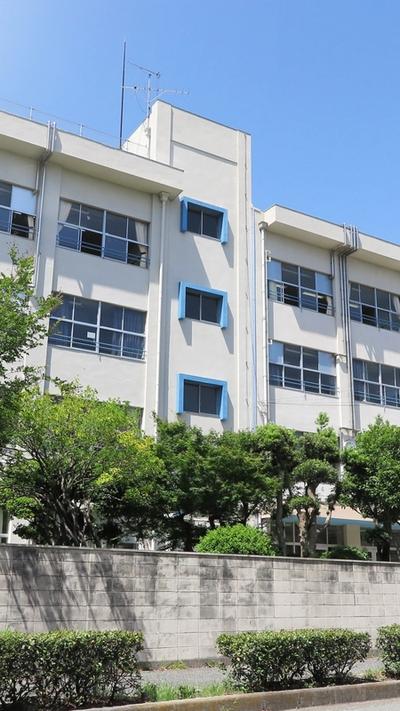 Transfer Students in Anime and Manga: What's It Really Like in Japan?
