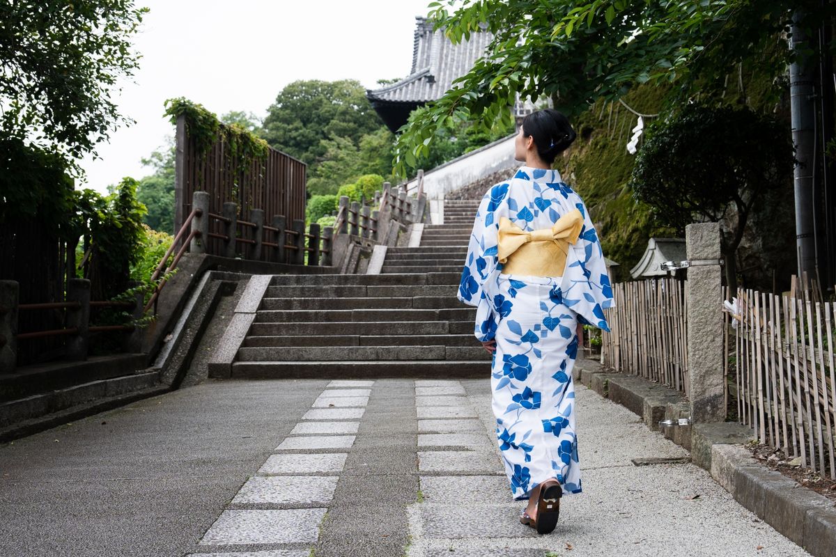 着物と浴衣の違いって何？初心者向けの浴衣や帯も紹介