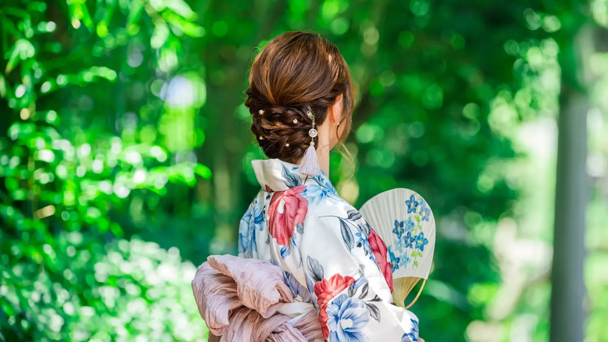 A Guide to Kimono for Women: Styles for Every Occasion, from Formal to Casual