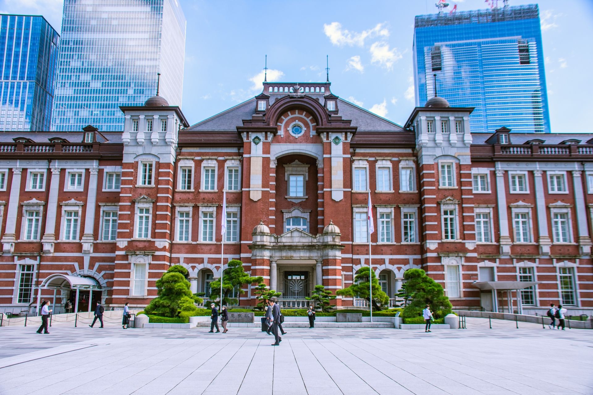 From the Classics to Classy! 15 Must-Have Souvenir Sweets from Tokyo Station