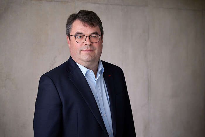 Tom Grinyer, CEO at Institute of Physics