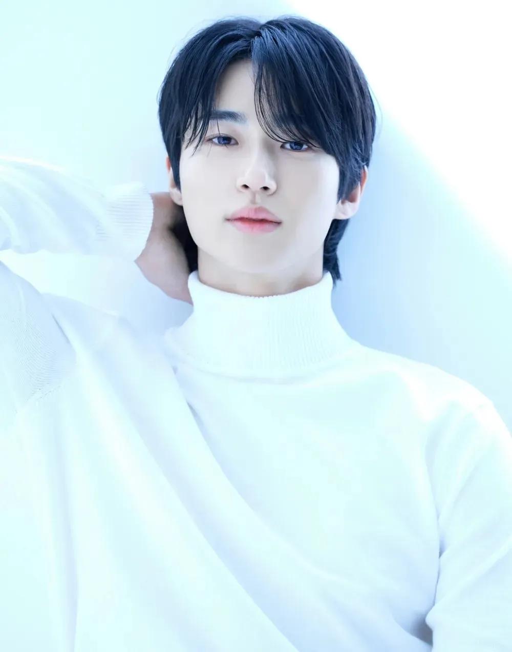 meet the members of lovely runner kdrama band eclipse byeon wooseok