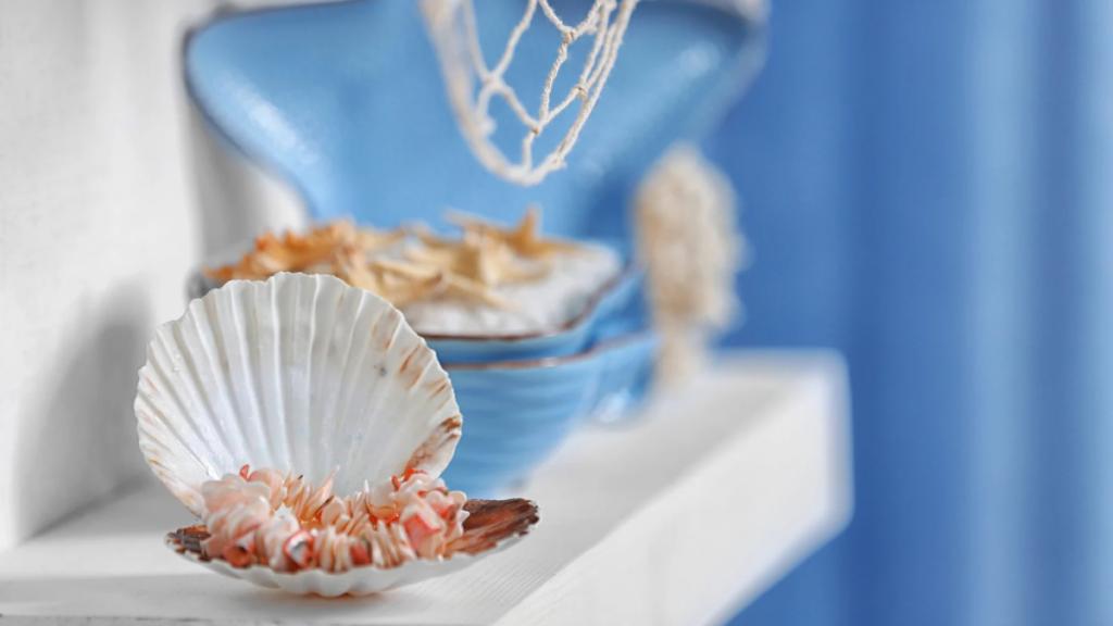 4 Perfect Travel-Themed Decor Items For Your Home To Get As Souvenirs When You Travel
