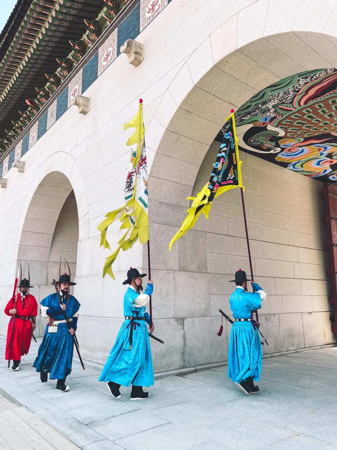 travelodge myeongdong city hall hotel seoul review gyeongbokgung palace changing of the guards