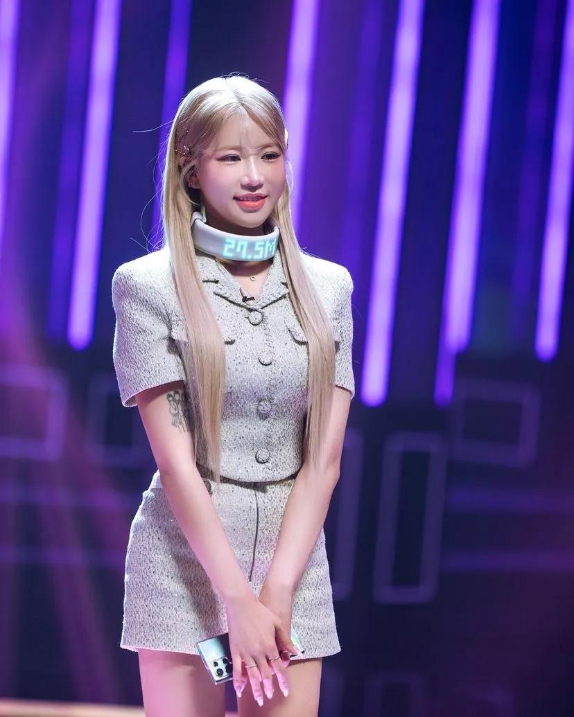 Netflix korea the influencer contestants sia jiwoo