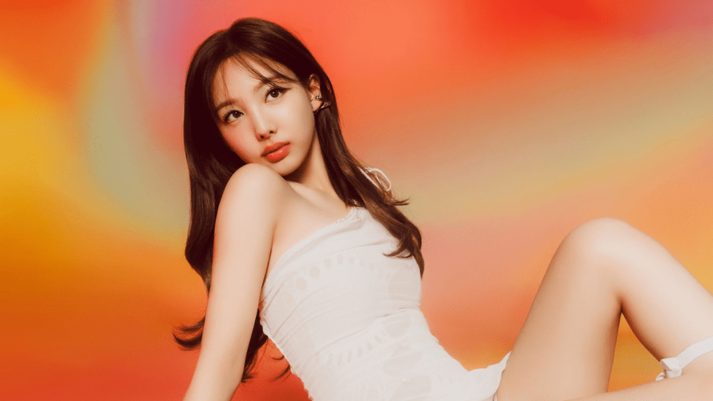 twice member kpop idol nayeon