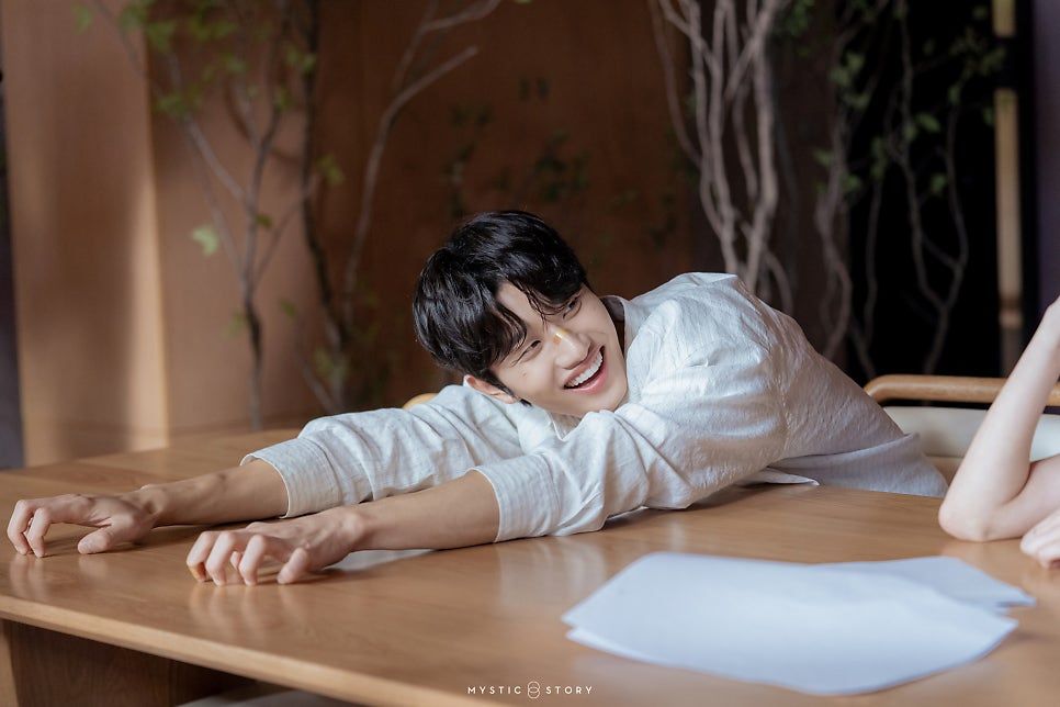 7 interesting facts about Korean actor Kim Jae Won from Yumi's Cells season 