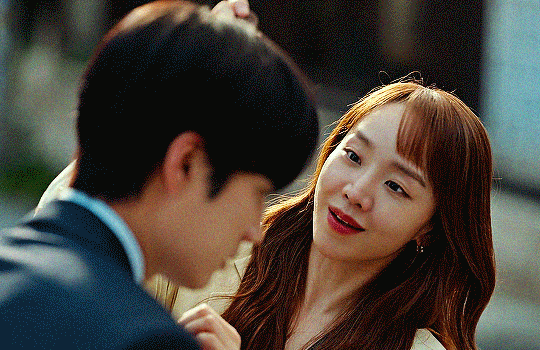 see you in my 19th life kdrama shin hae sun combing ahn bo hyun hair