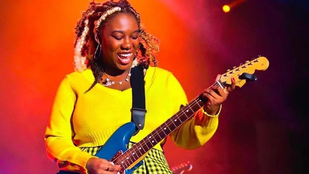 Ergo, Bria’s New Single ‘tastes like candlesticks’ Is The Punk Rock Anthem That’s Been Missing From Your Playlist All This Time | Song Review