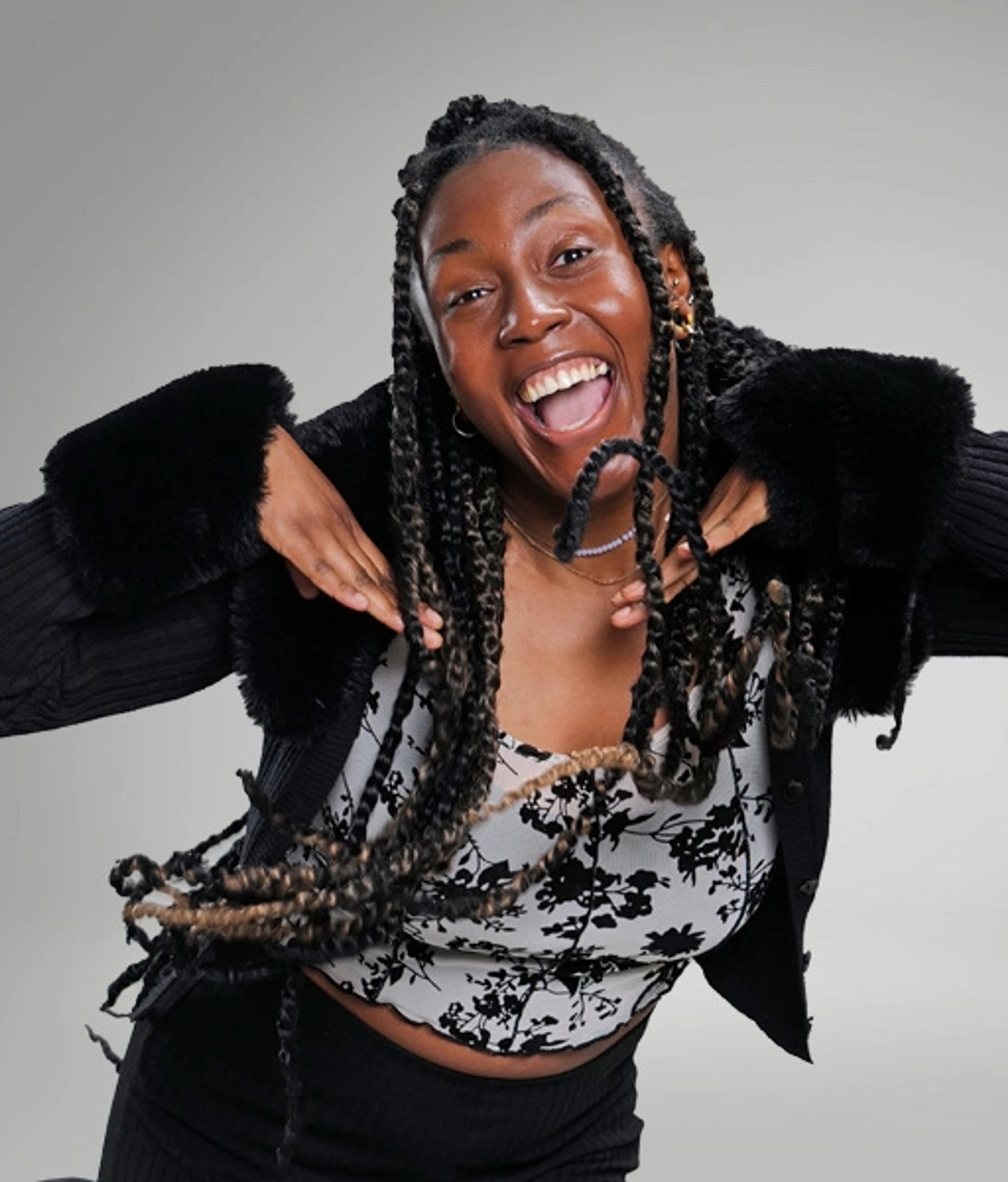 Laura Okwu alternate