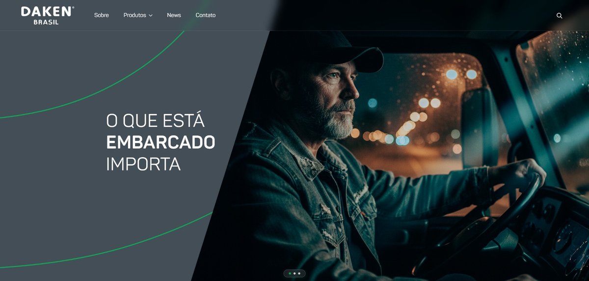 Página inicial do site Daken Brasil, com o destaque O que está embarcado importa e um caminhoneiro ao volante.