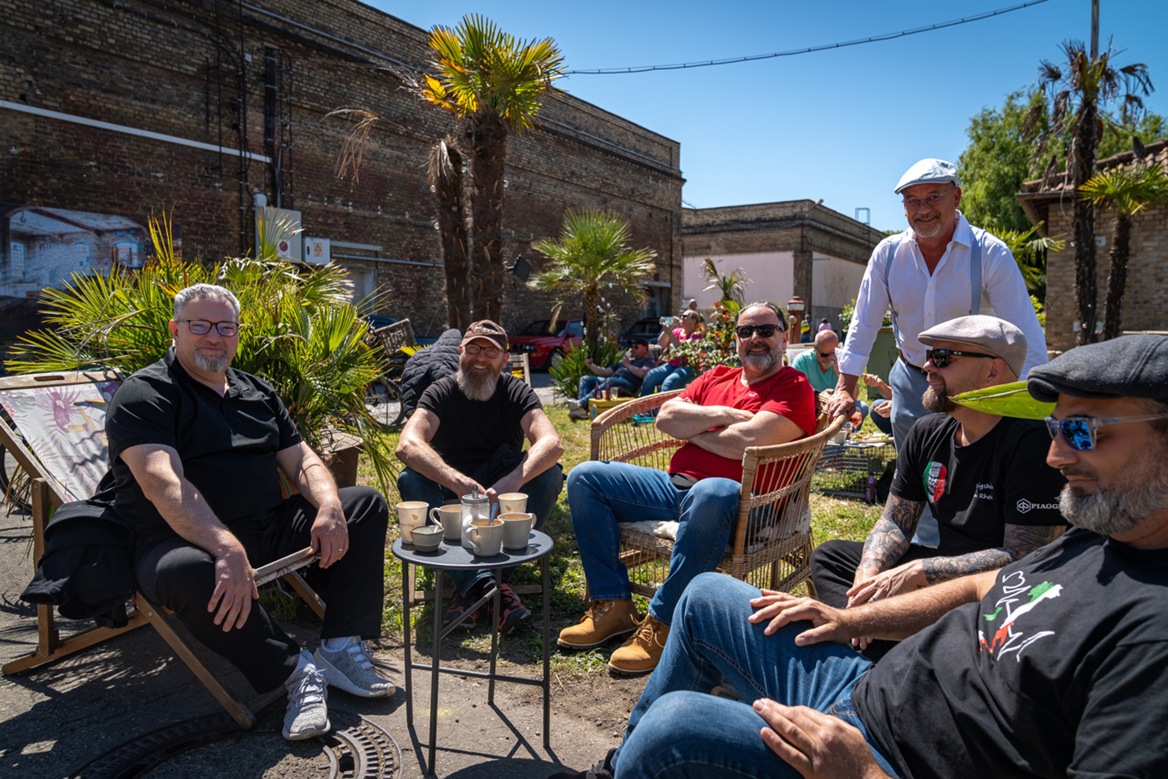 Bestes Wetter & tolle Stimmung bei Cars & Coffee, Bild 5