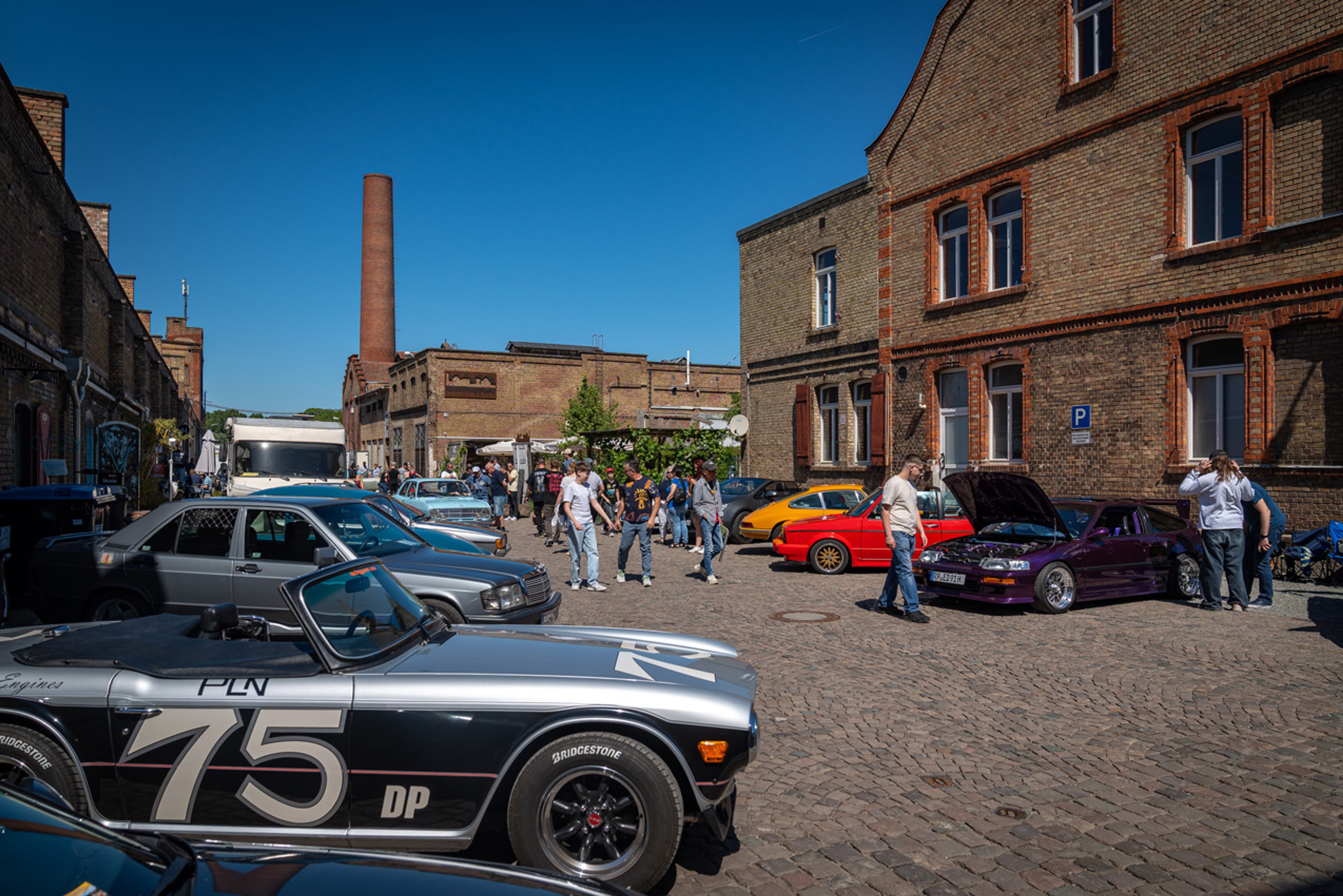 Bestes Wetter & tolle Stimmung bei Cars & Coffee, Bild 1