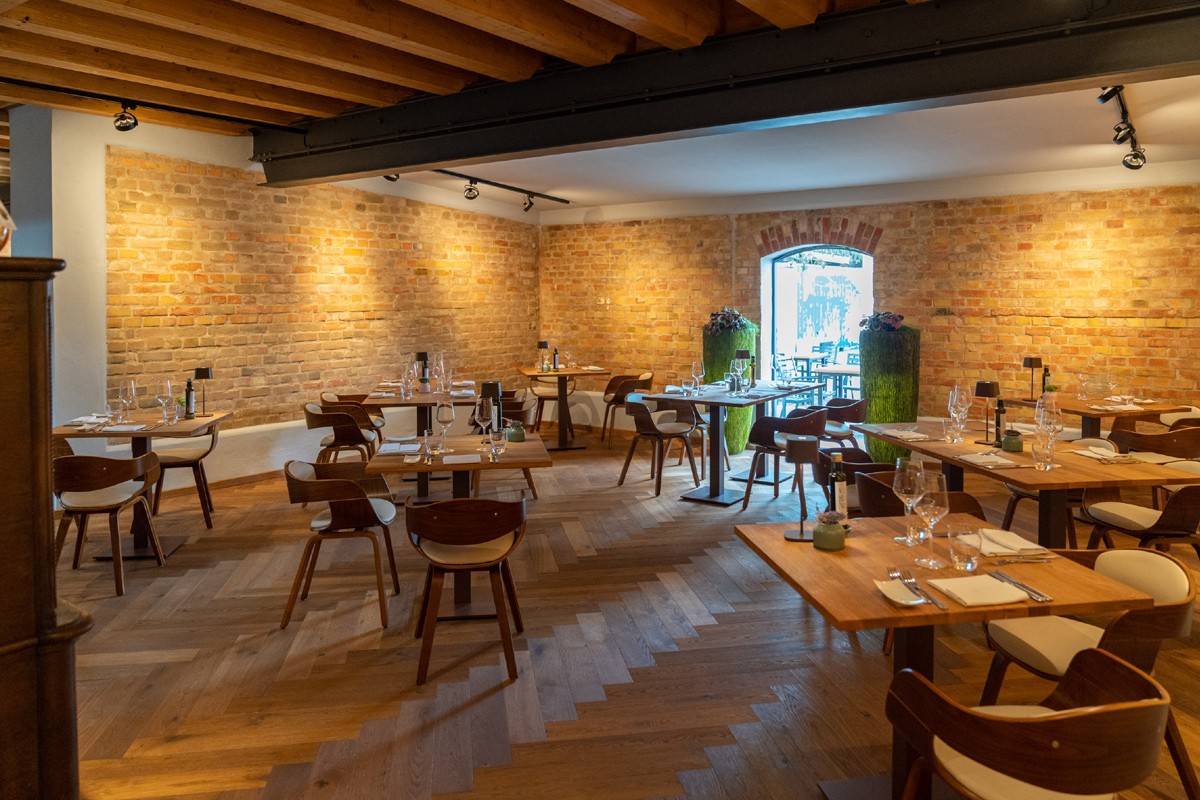 UMGEBAUT! Aus Box 45/6+7 wird Gastronomia Urbana Speyer