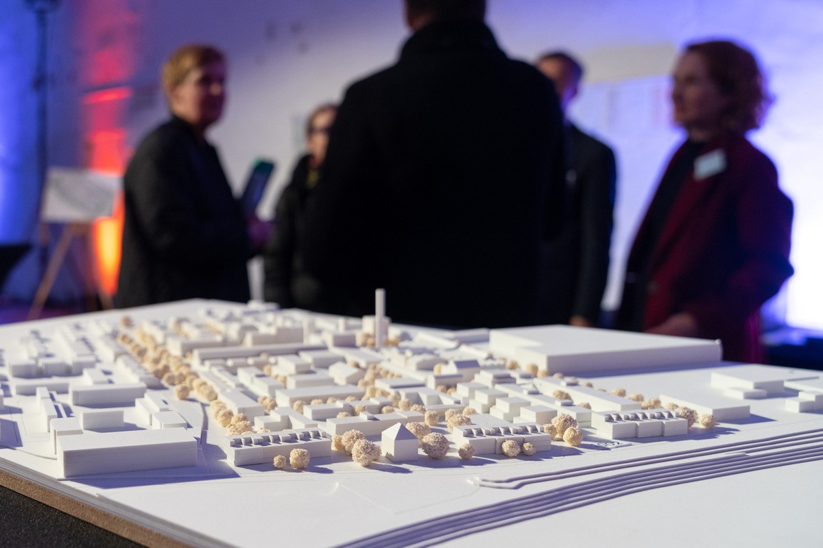 Infoveranstaltung zum B-Plan im i-HOF am 07. April