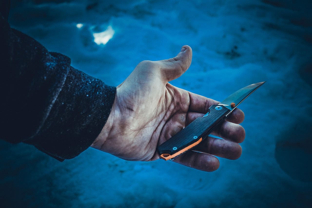 knife