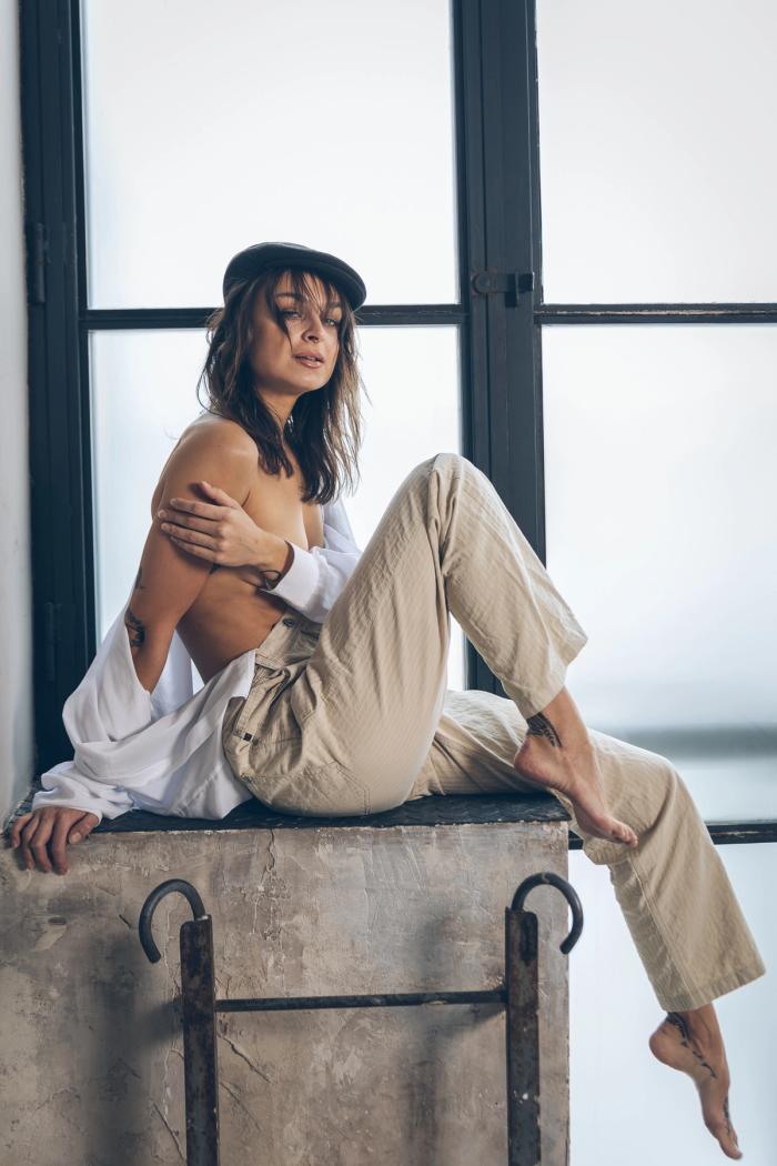Rebeka · Ndustrial Studios