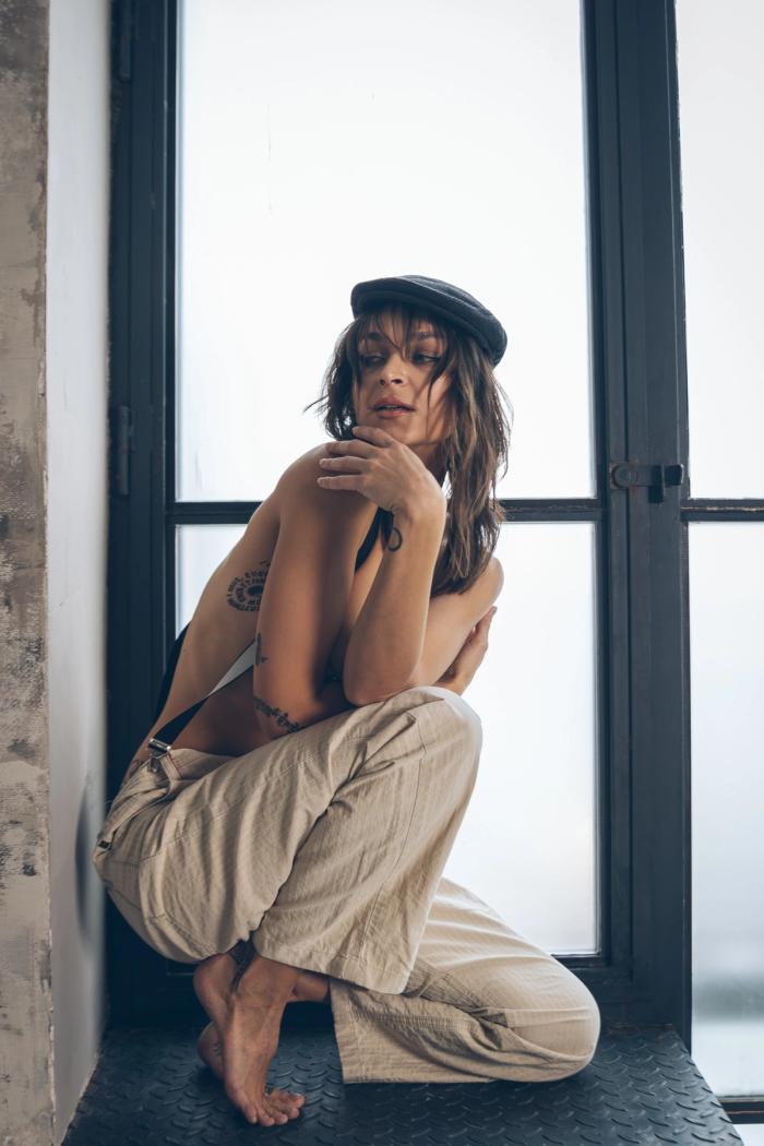 Rebeka · Ndustrial Studios