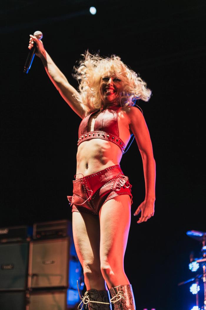 Amyl And The Sniffers · Trieste