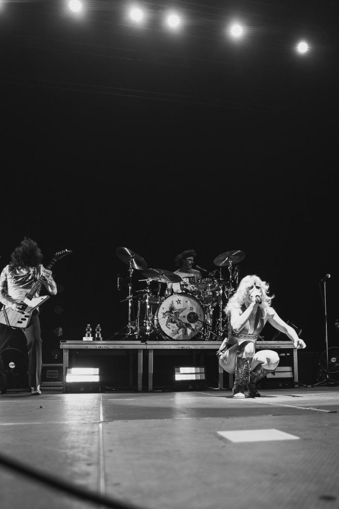 Amyl And The Sniffers · Trieste
