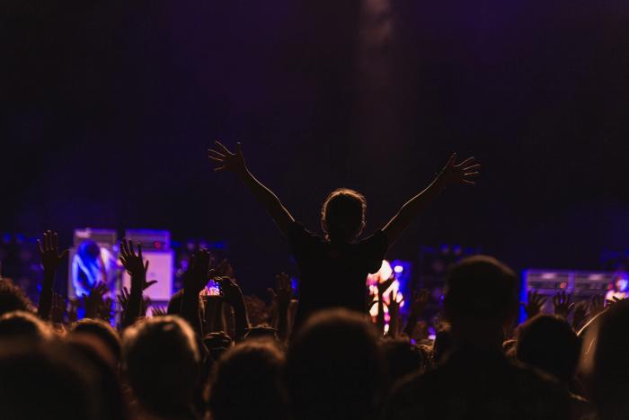 Amyl And The Sniffers · Trieste