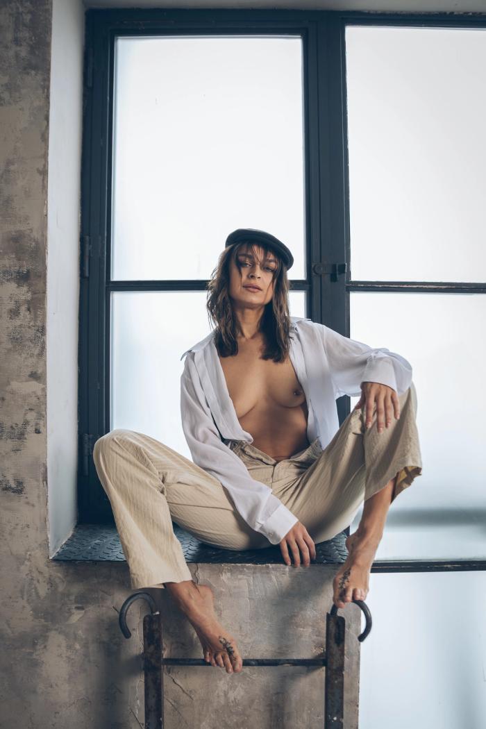 Rebeka · Ndustrial Studios
