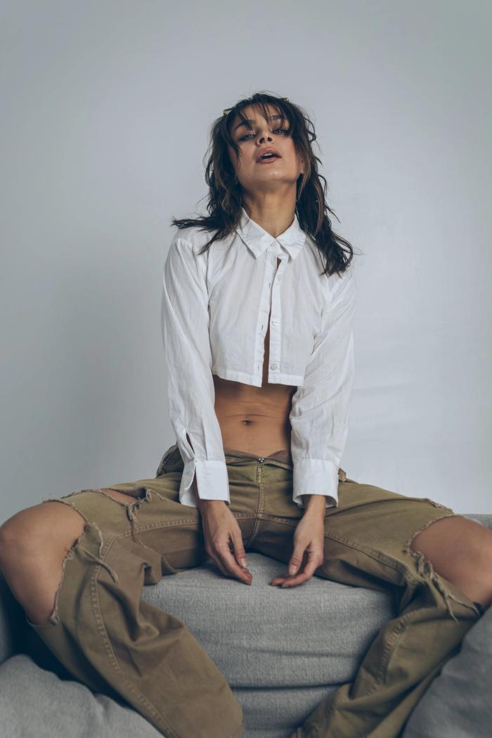 Rebeka · Ndustrial Studios