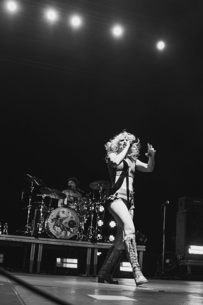 Amyl And The Sniffers · Trieste