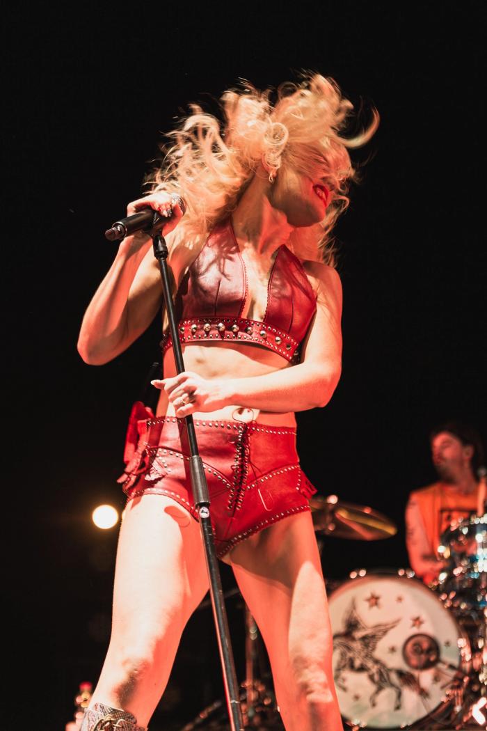 Amyl And The Sniffers · Trieste