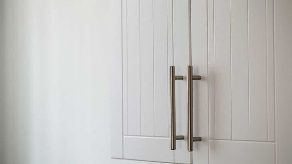 Kitchen-Cabinet-Door-Replacement