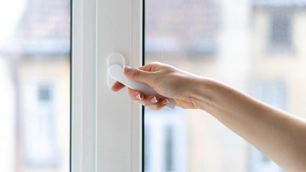 Tips to Maintain Your Window Handle