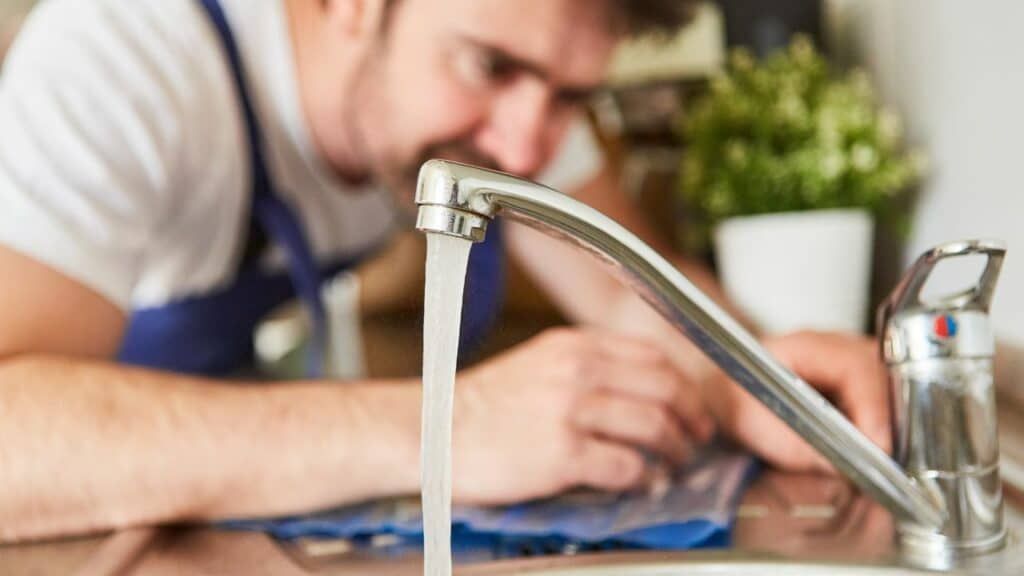 Kitchen-Tap-Installation