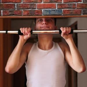 Doorway-Pull-Up-Bar